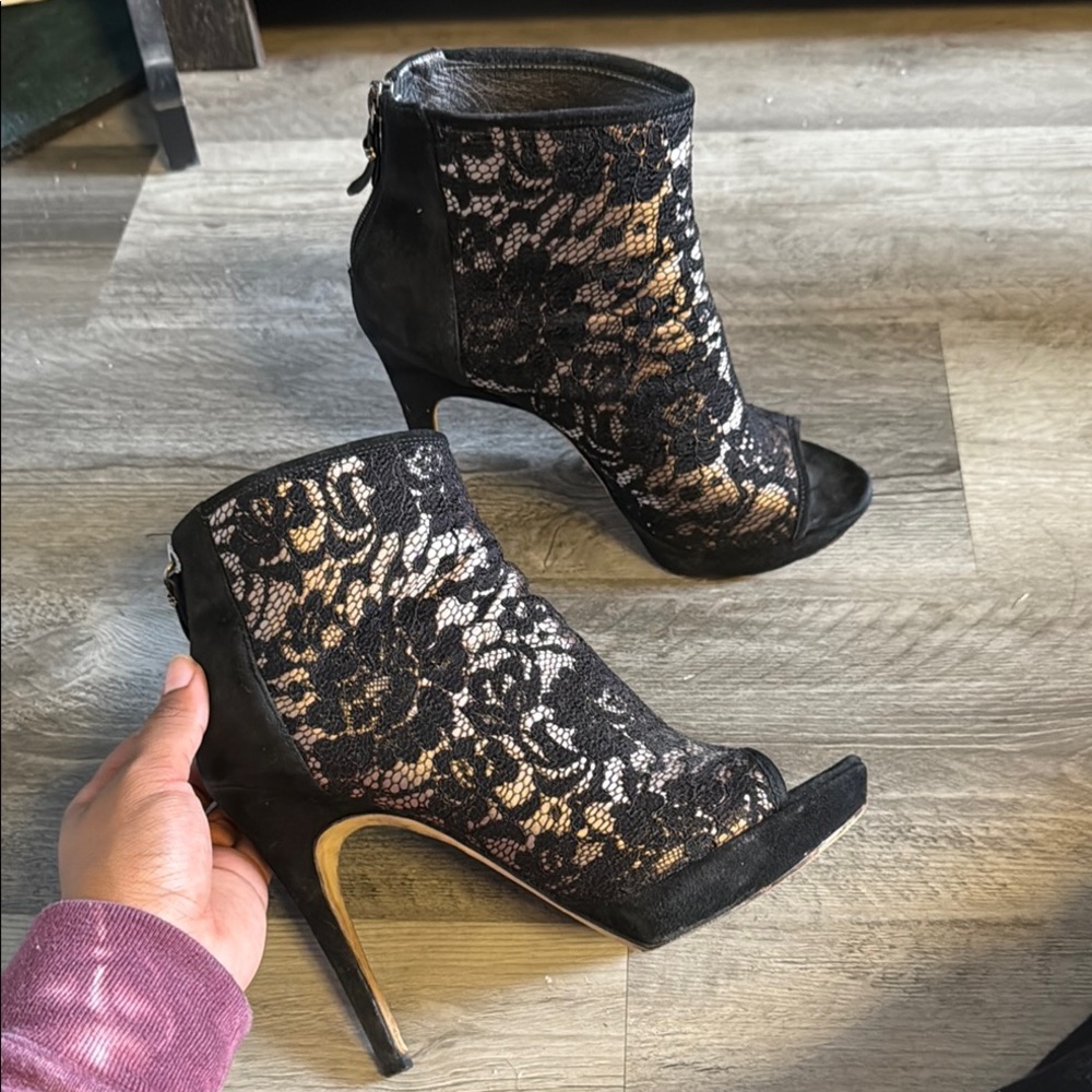 Elegant Black Lace Peep-Toe Ankle Boots